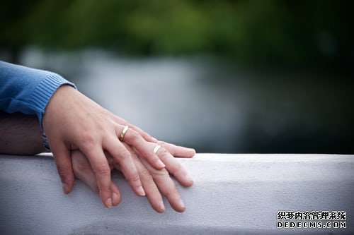 看镜头跑焦国产精品视频在线观看，捕捉生活中的失焦之美